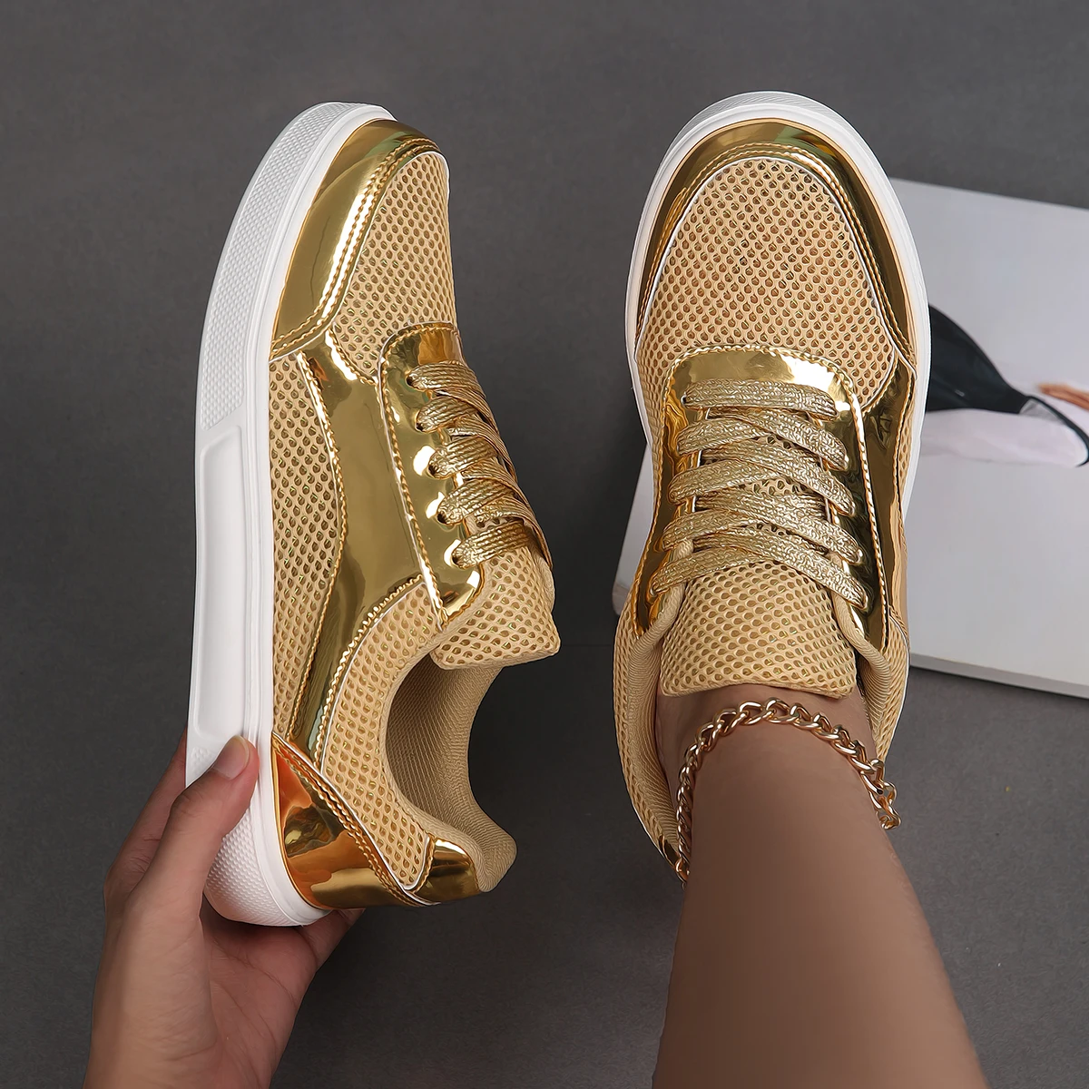 Women'S Fashion Trends Spring 2026 - Tênis Feminino Slip-on de Salto Baixo,